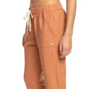 Roxy On the Seashore Cargo Pants Terracotta W Roll Up Tabs Medium w MEASUREMENTS